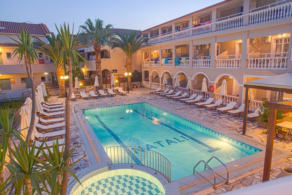 Natalie Hotel Лаганас Екстериор снимка